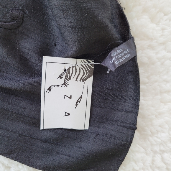 Dupionni Silk Shawl~Scarf NWT, ZAZOU 20x75" - Picture 15 of 16